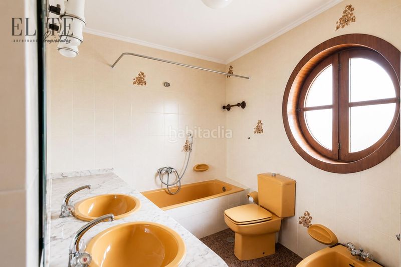 Foto c8169d43-e654-4cc5-8b7f-1ae60e69ccb4. Casa con riscaldamento parcheggio in Suances