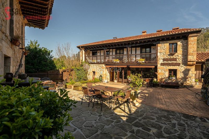 Foto 59529868-501f-4285-95ab-56c04b337b89. Casa amb calefacció aparcament a Mazcuerras