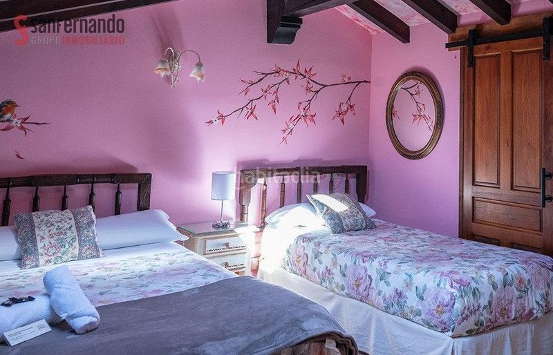 Foto 5ce45f66-123b-413a-a53e-0d881c4f4e85. Casa amb calefacció aparcament a Mazcuerras