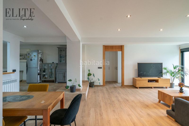 Foto ab2ead13-8753-4209-b483-b57a29a1fb3b. Planta baixa amb calefacció aparcament a Valdenoja Santander