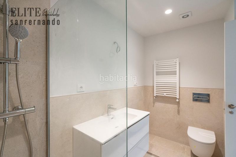 Foto 046bc9b4-e572-4324-a9d7-81a52cd6cd70. Apartament amb calefacció a El Sardinero Santander