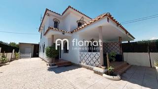 Reihenhaus  Carrer dels arenals. Chalet adosado en venta en calle dels arenals