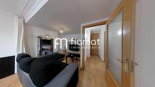 Ground floor  Carrer violant d'hongria. Bajo en venta en sant pere i sant pau