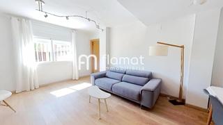 Piano terra  Carrer violant d'hongria. Piso en venta en sant pere i sant pau