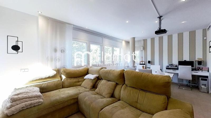 Foto 78f2ae0f-7e50-4bed-9743-2a400e698a70. Maison dans casc antic - nou Cambrils Cambrils