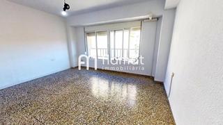 Pis  Carrer de sant antoni maria claret. Piso con muchas posibilidades en pleno centro de tarragona!