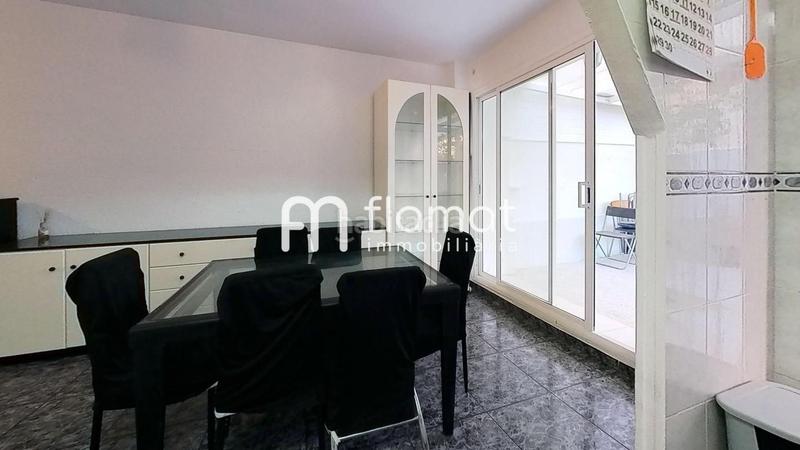 Foto b9ab323f-dbaa-4bd7-954d-21e0c2e7a49e. Appartement dans Llevant Reus