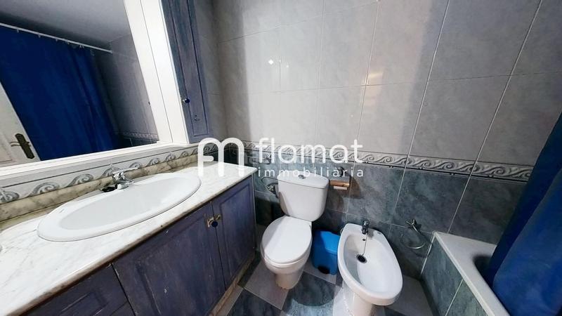 Foto d0c7e45c-6f3f-43b2-92cb-e22ef94720bc. Appartement dans Llevant Reus