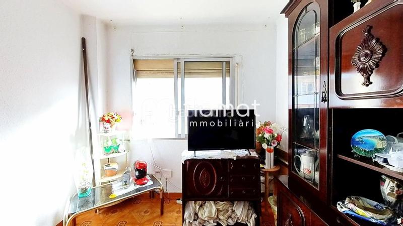 Foto 92d8b505-d2a3-4024-a813-d8569af7cd39. Piso  con gran potencial en el barrio marítimo ! en Tarragona