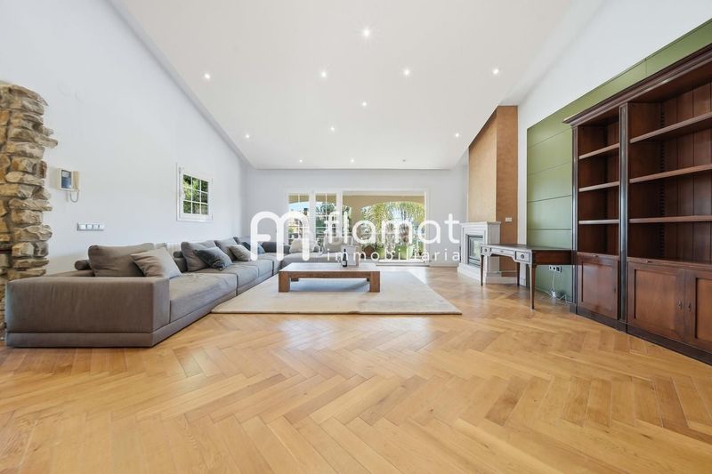 Foto 99893675-91e6-4be2-bbeb-b66dffff85e2. Casa a pla de maset - cap de Salou Salou