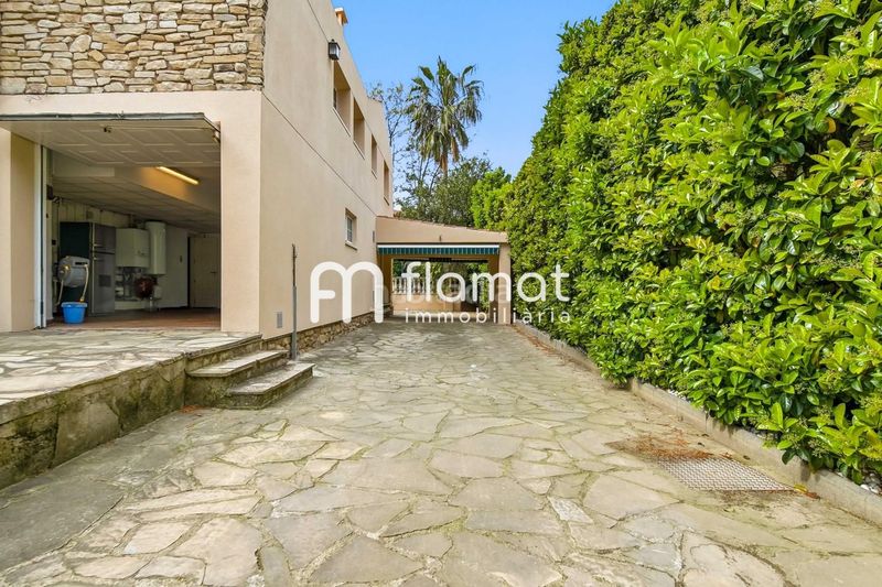 Foto f5f0a286-c1fa-492d-b2fe-c143c8e1f231. Casa a pla de maset - cap de Salou Salou