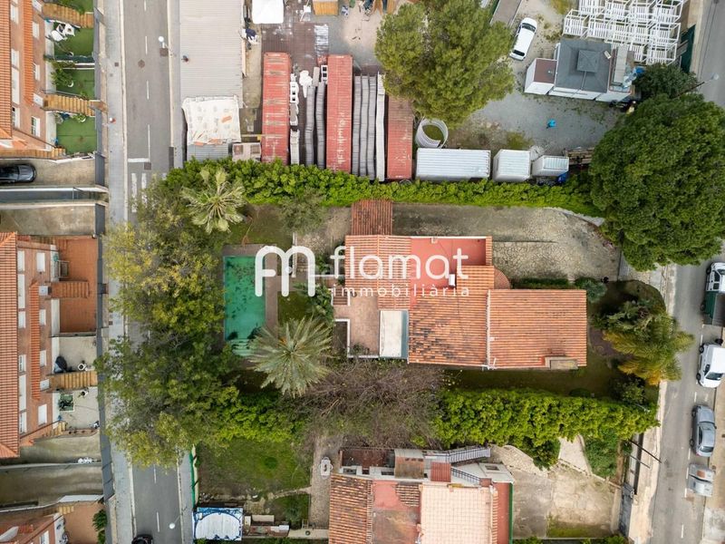 Foto fbf395af-4bb1-4b9d-b595-4c4b3ead6954. Casa a pla de maset - cap de Salou Salou