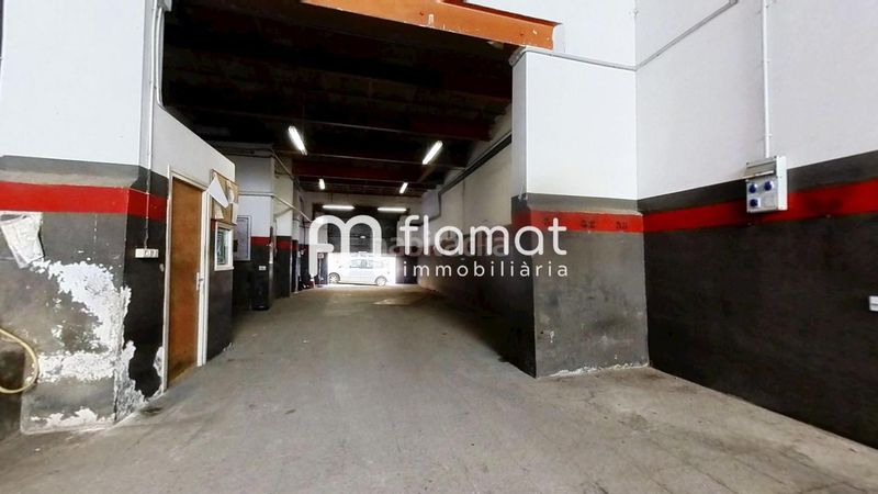 Foto b348318c-83f6-43e5-8ff2-808d5ad8c6fe. Local comercial a Eixample Tarragona