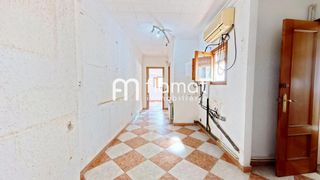 Etagenwohnung in Plaça de la Font