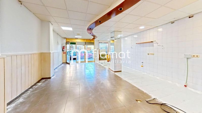 Foto 1d16a72f-9660-489f-b606-5f4dd43736b0. Local comercial a Nou Eixample Nord Tarragona