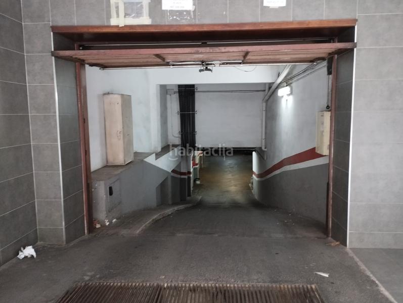 Foto 1a99c2b4-06ba-47b5-abd3-cb41e9d8ac76. Aparcament cotxe a L´Antiga Esquerra de l´Eixample Barcelona