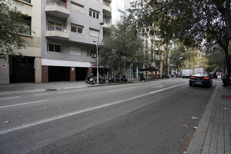 Foto 6847397e-9080-40fc-b72a-b07cfcb8e05c. Aparcament cotxe a L´Antiga Esquerra de l´Eixample Barcelona