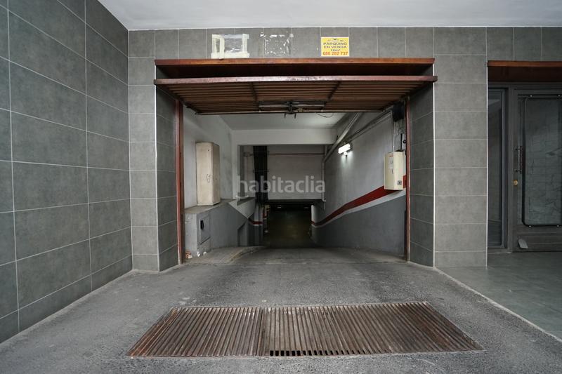 Foto 81c7592c-f86b-4696-bd63-9b94f028e9f9. Aparcament cotxe a L´Antiga Esquerra de l´Eixample Barcelona