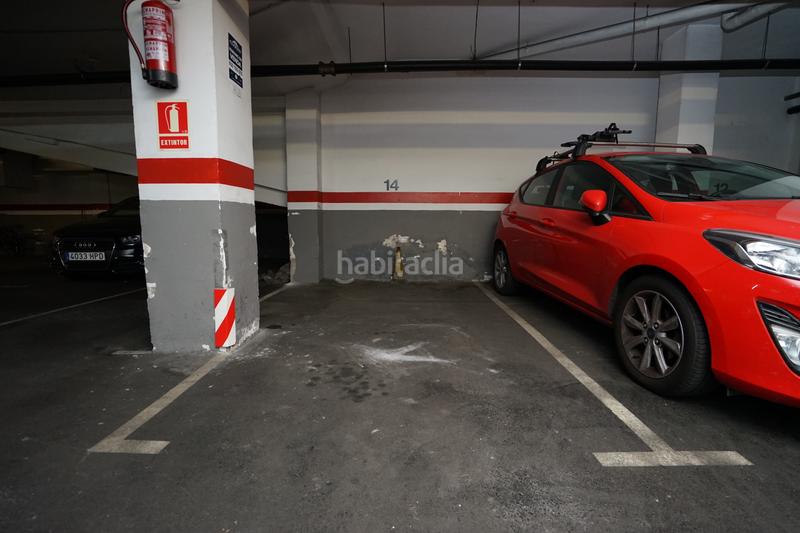 Foto 999d7895-6827-432c-bc40-195e37859d1c. Aparcament cotxe a L´Antiga Esquerra de l´Eixample Barcelona