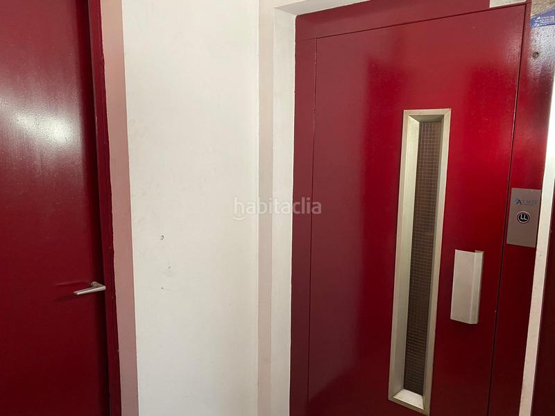 Foto d4b61ad3-e0f9-45f5-b824-2e4a0de89710. Aparcament cotxe a Bon Pastor Barcelona