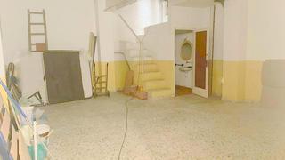 Geschäftsraum in Bon Pastor. Local comercial adaptable a todo negocio o estudio/loft
