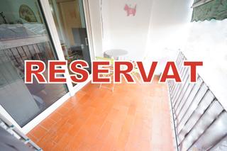 Appartement à Bon Pastor. Piso reformado 77m2 con balón-terraza