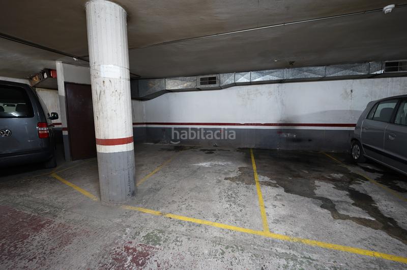 Foto 19427f4c-fda7-4b24-a67b-346d1eff16f2. Car parking in carrer d'olesa 37 in La Sagrera Barcelona