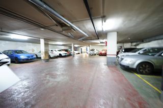 Aparcament cotxe a Carrer d'olesa 37. Parking en venta en la sagrera medidas 2,00 x 1,70 x 4,26 m