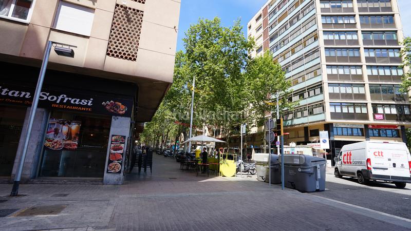 Foto c2baa033-51a7-484f-8bab-71675f33c271. Alquiler local comercial local en alquiler fabra i puig en Barcelona
