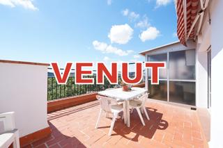 Attique  Carrer del foc follet. Ático en venta + terraza de 80m²