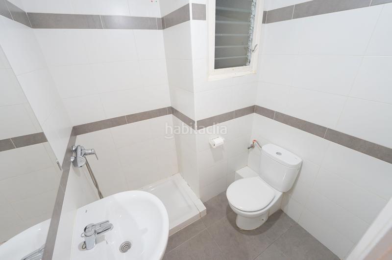 Foto 7c24d88a-2970-4eb1-bddd-299dd16c182b. Piso  en venta - en Llefià Badalona