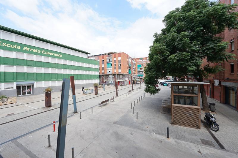 Foto cc0633d9-a8cd-4ba8-a316-2768a9a7cf10. Piso  en venta - en Llefià Badalona