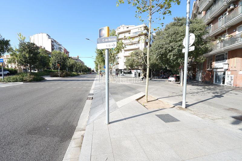 Foto 1396e09f-ba1a-4661-a377-0b834baad1fc. Local comercial a El Clot Barcelona