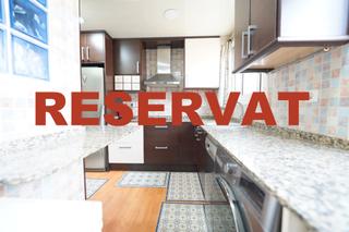 Appartement à Bon Pastor. Piso en venta con balcón-terraza (todo reformado) muy luminoso