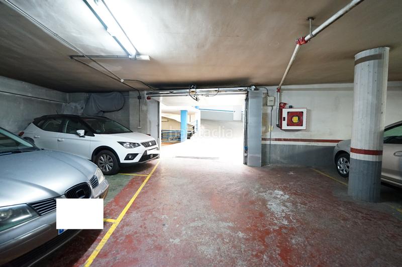 Foto 13ee4ffd-629f-42bf-bf8e-08a0d268bfeb. Posto auto in carrer de garcilaso 123 in La Sagrera Barcelona