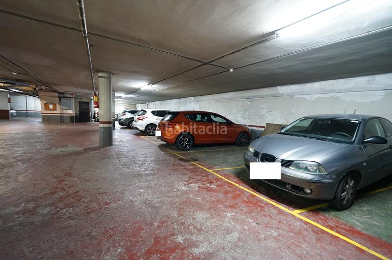 Foto 3177cd52-a5f5-4587-9767-6d8d23148eac. Posto auto in carrer de garcilaso 123 in La Sagrera Barcelona