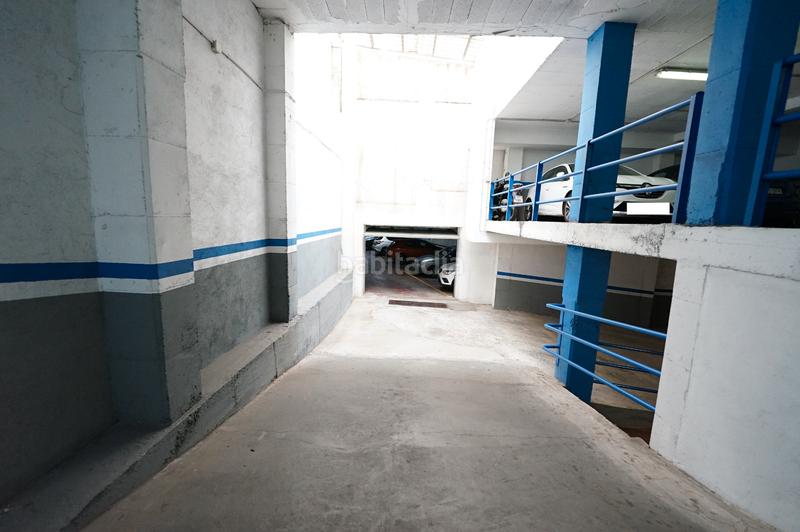 Foto a1bc1e72-eb58-4637-be5d-d72165207ad7. Posto auto in carrer de garcilaso 123 in La Sagrera Barcelona