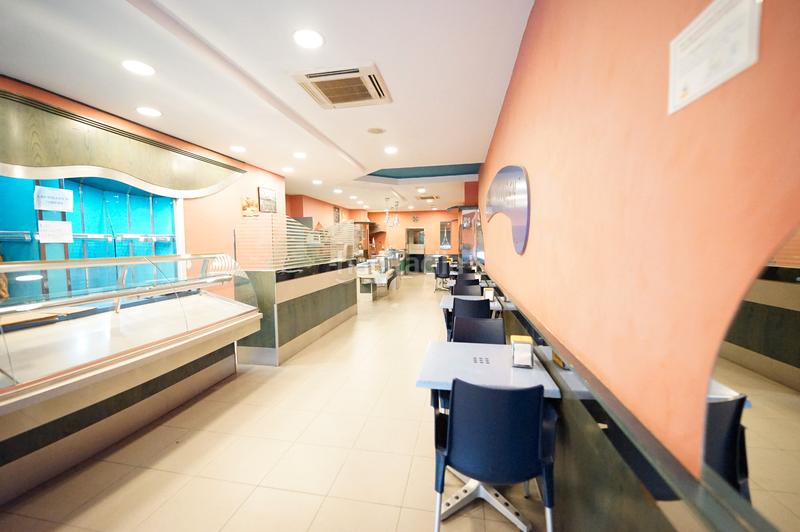 Foto b2fe75ef-2ff0-4873-9b14-454c4caf3b14. Traspàs local comercial a Verdum Barcelona