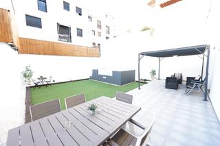 Rez-de-chaussée à Les Fonts. Vivienda de obra nueva 2024 - con terraza de 100m2 y piscina de