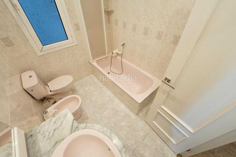 Foto f7cc36e4-505b-412a-ad34-71ef7ba15fad. Piso  en l' eixample en Baix Guinardó Barcelona