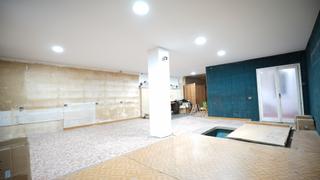 Business premise in Vilapicina - Torre Llobeta