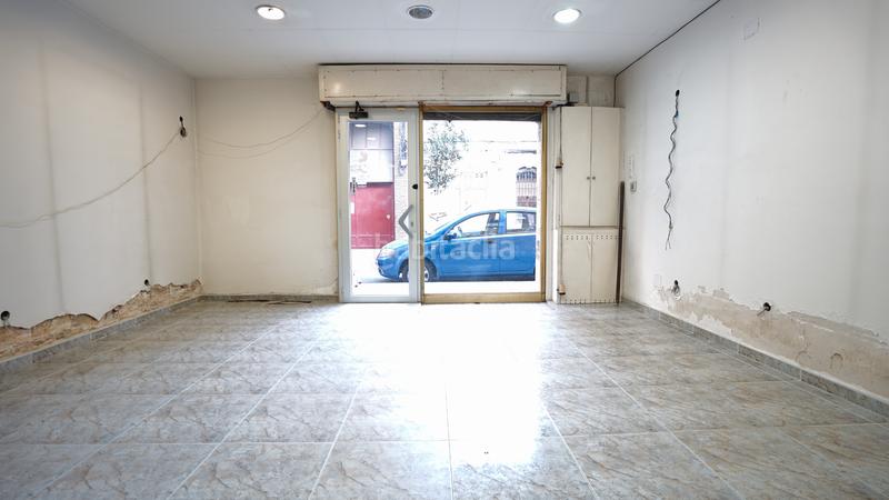 Foto c3d5fba8-87b1-46a7-836e-13a13d730f77. Local comercial a Vilapicina - Torre Llobeta Barcelona