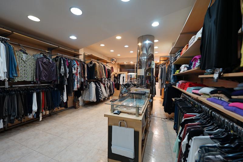 Foto 4bc3c5f3-2a08-464b-b50d-8edc75b197cf. Locale commerciale in carrer de las Navas de tolosa 368 in Barcelona