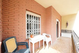 Pis  Carrer de vèlia. Piso en congres i els indians 3hb 1wc balcon