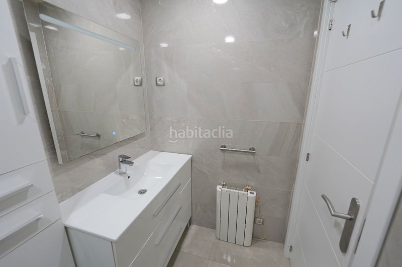 Foto f6e07b18-7997-4566-93a1-b70f5155a25a. Pis a Bon Pastor Barcelona