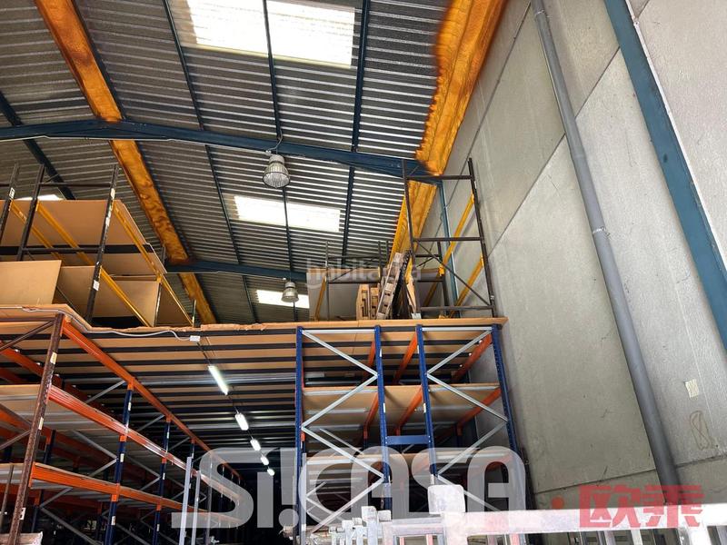 Foto 7c2f7b10-bef3-439b-ab1b-3e84c7c0eee3. Capannone industriale in Esquivias