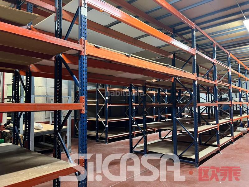 Foto f9b99103-a46f-4506-b943-be0e08f684ce. Capannone industriale in Esquivias