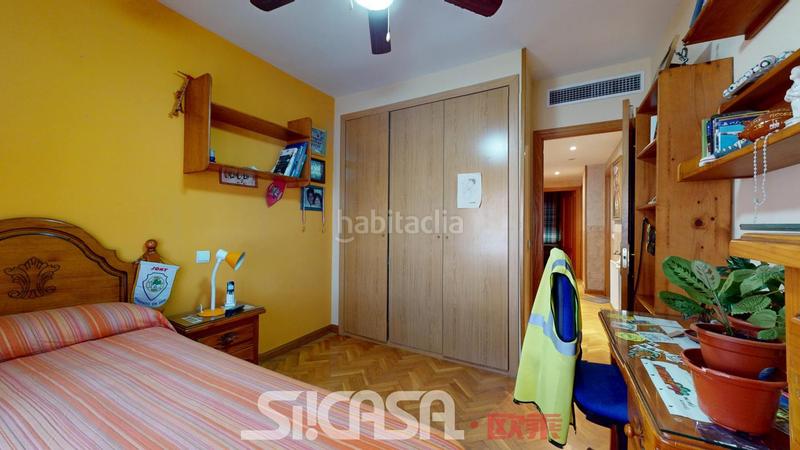 Foto 6b045de2-1c3d-400d-913b-062d9cb0f199. Semi detached house with heating parking pool in Fuentebella-San Fermín-El Leguario Parla