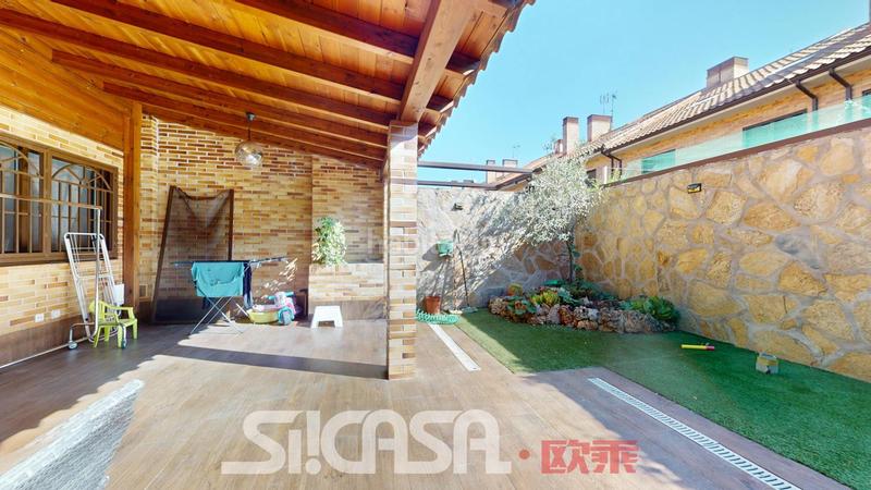 Foto c6bddb1a-b9f3-4f99-97ba-9ae723f01179. Casa en Las Américas Parla
