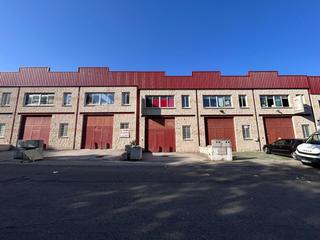 Rent Industrial building  Artesanos. Nave industrial